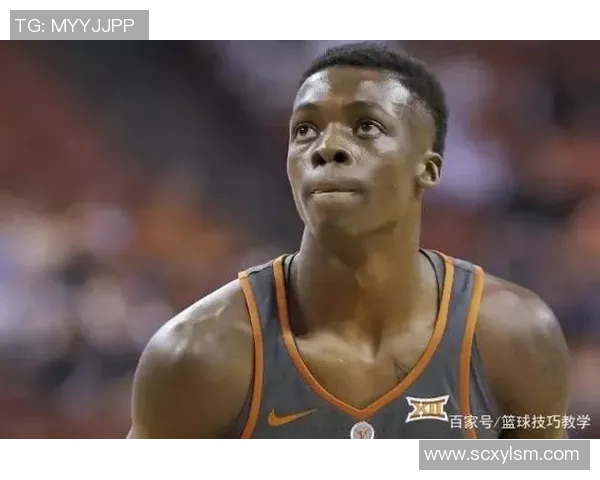 足球明星骨折后重返赛场的励志故事与坚持精神