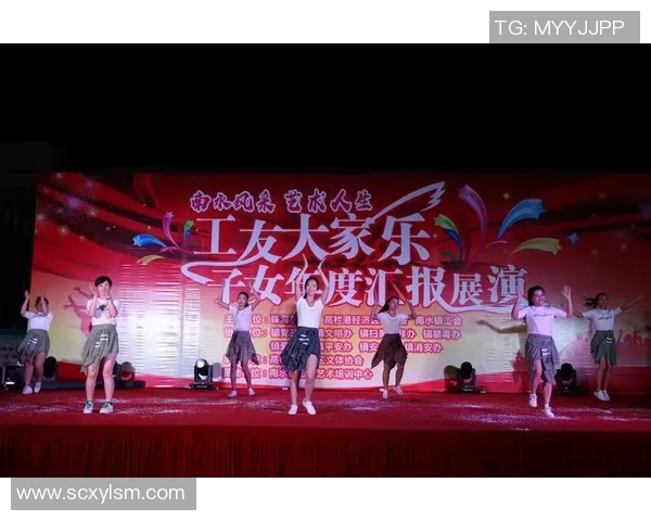 足球明星妻子们的魅力瞬间大揭秘美丽与风采尽在其中